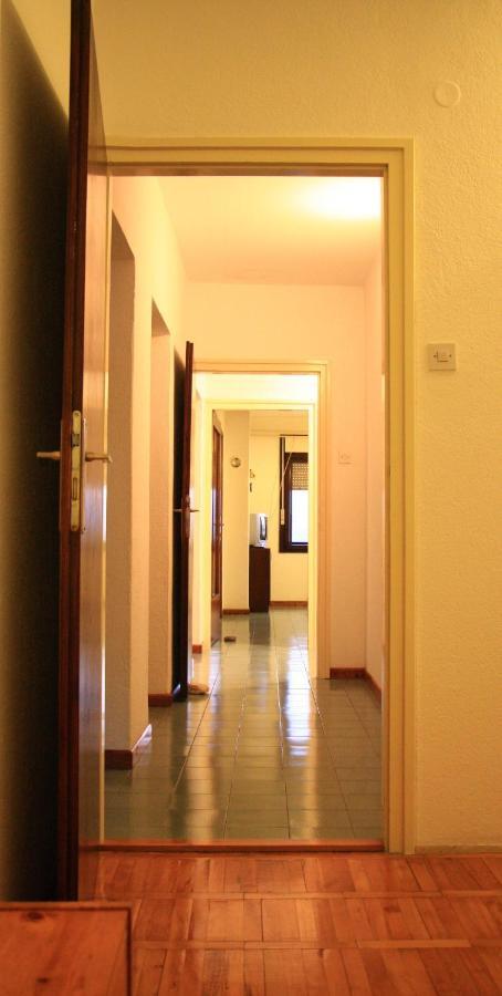 Rooms "Nada Zunic" Knin Exteriör bild
