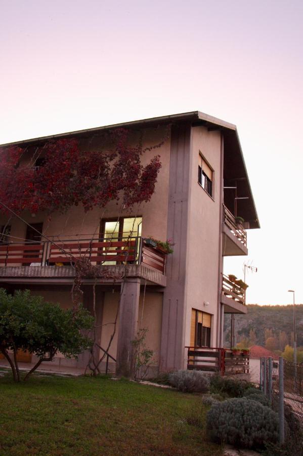 Rooms "Nada Zunic" Knin Exteriör bild